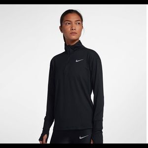 Nike Large Dri-FIT 1/4 Zip Pullover